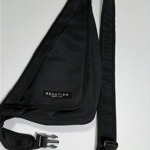 REACTION Messenger Bag Fashion Triangle Shoulder Bag
